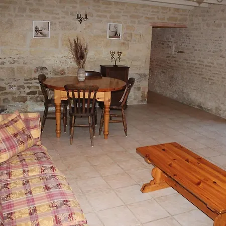 Domaine De Pegon Σπίτι διακοπών Saint-Pierre-d'Amilly